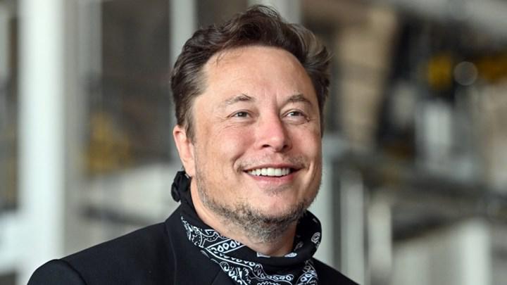 Elon Musk yeni bir sosyal ağ arayışında
