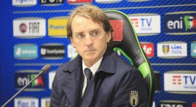 fenerbahcede-flas-iddia-roberto-mancini-sari-lacivertli-ekipten-10-gun-sure-istedi-89InSsF3.jpg