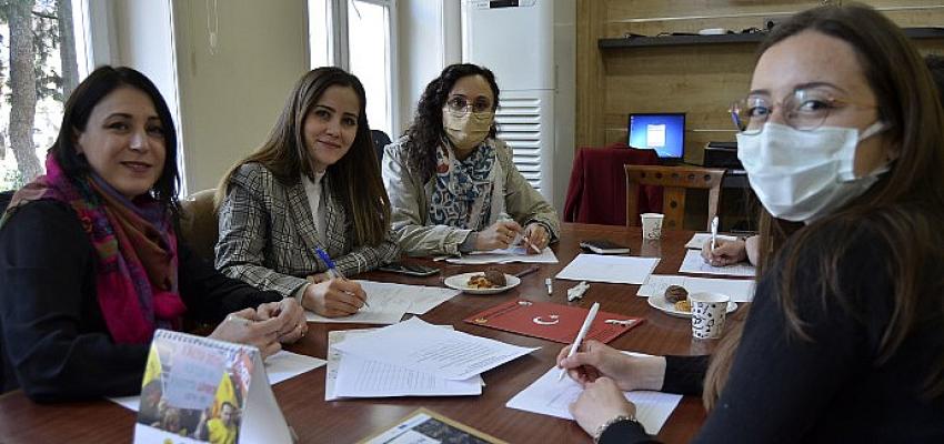 İzmir'de Matematik Seferberliği 'Matematik Öğretimi Çalıştayı' ile başlıyor