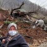 orduda-heyelan-yikilan-evin-altinda-kalmaktan-saniyelerle-kurtuldular-pd2KUgzF.jpg