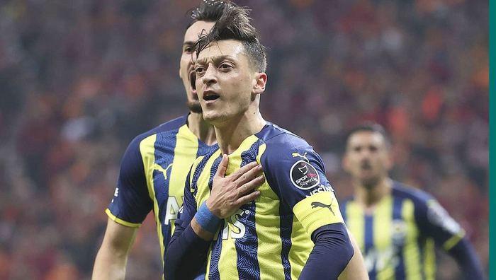 Son dakika Fenerbahçe haberi... Löw transfer raporunu sundu! Mesut Özil ve Ozan Tufan için son karar...