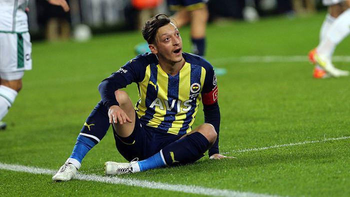 Son dakika Fenerbahçe haberi... Löw transfer raporunu sundu! Mesut Özil ve Ozan Tufan için son karar...