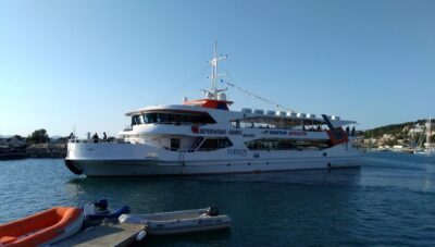 turkiye-ile-yunanistan-adalari-ortasindaki-feribot-seferleri-2-yil-ortadan-sonra-tekrar-baslayacak-H7q5mfdK.jpg
