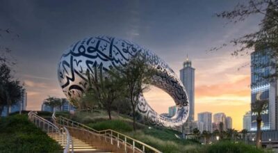 yedi-katli-museum-of-the-future-sutunsuz-bir-yapiya-sahip-zVxuGFnH.jpg