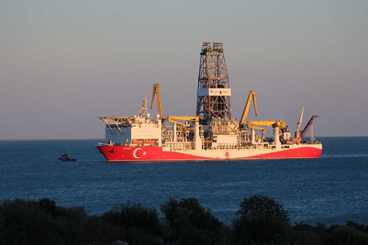 Yavuz sondaj gemisi Karadeniz'de önemli bir göreve başlıyor